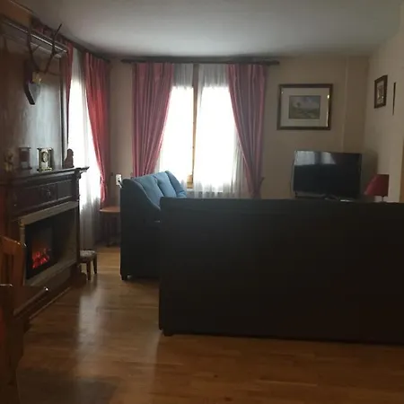 Co Dera Piusa 公寓